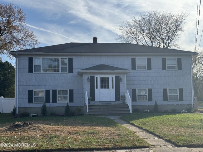 Photo - 14 Fieldstone Ln House