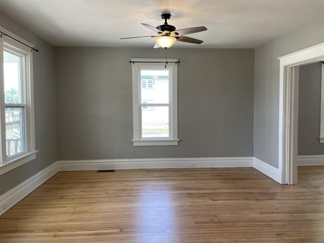 Photo - 322 Broad St