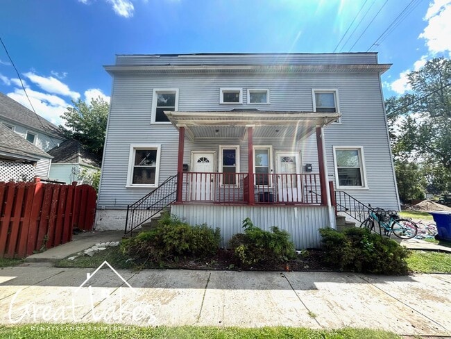 5817-5819 Eldred St - 5817-5819 Eldred St Apartamento Unidad 5817