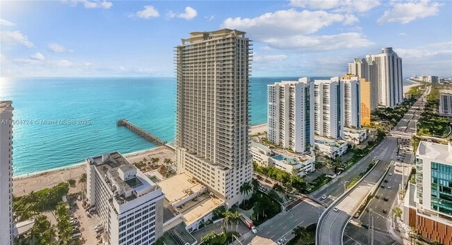 Building Photo - 16699 Collins Ave Unit 4109