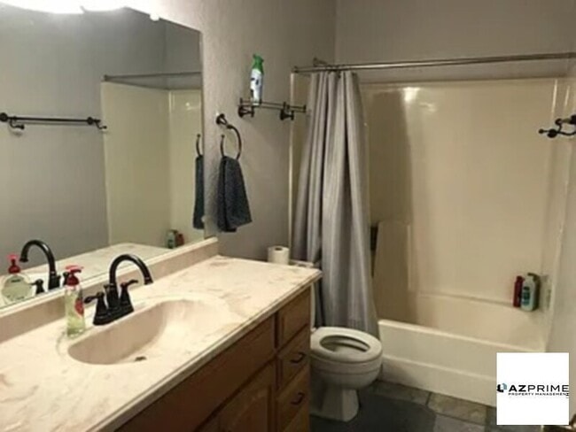 Photo - N Paradise Park Dr