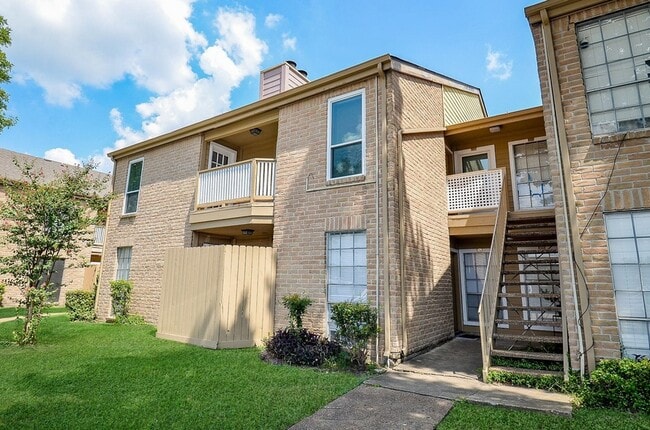 Building Photo - 10211 Sugar Branch Dr Unit 422 Rental