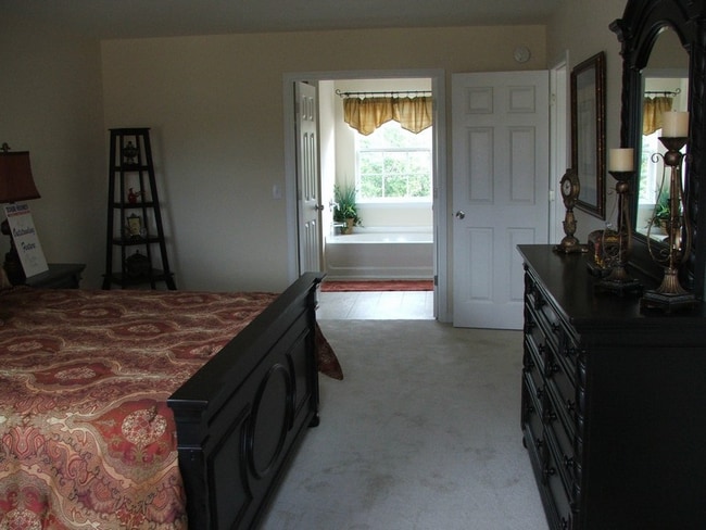 Photo - 215 Peach Hill Dr