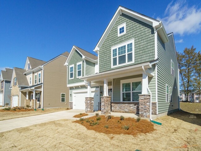 Photo - Very New 5 Bedroom 3 full baths in Steele Creek