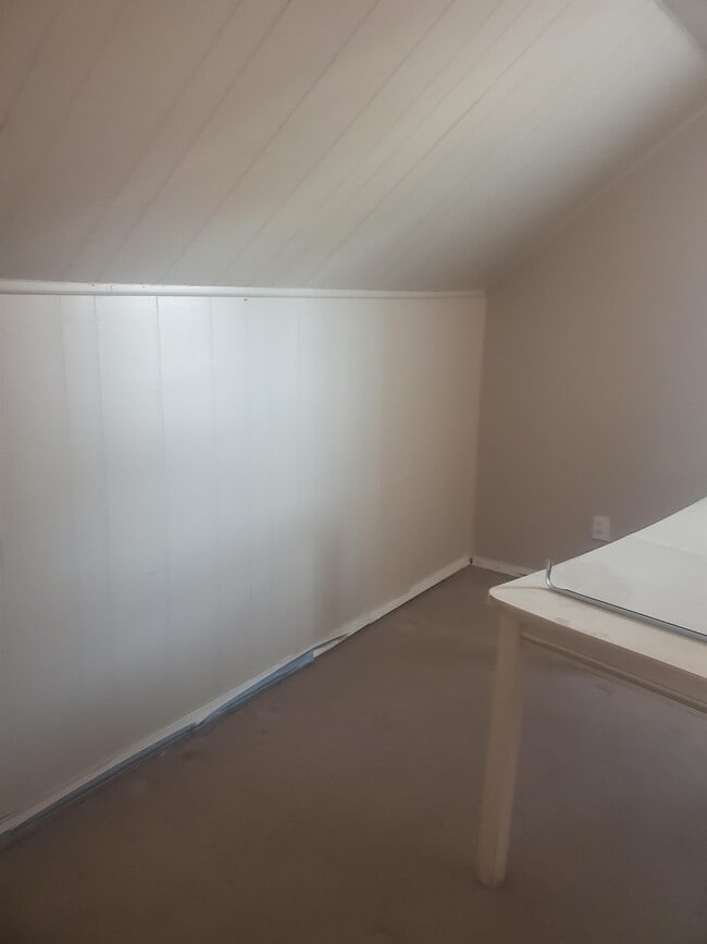 Photo - 12311 Laing St