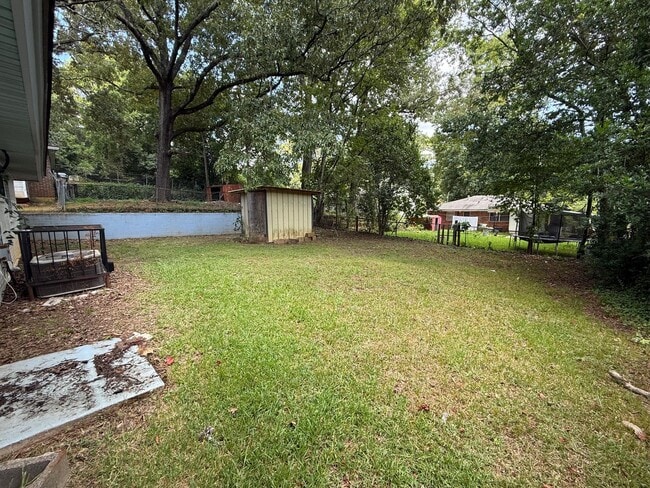 Photo - 1716 Midway St
