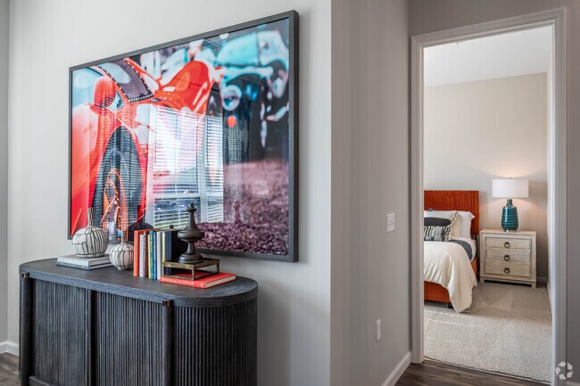 Suite C - 2Br, 2Br - 1,167 SF
