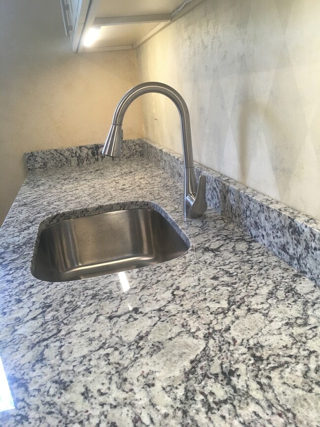 Photo - 745 S Millvale Ave Unit 1