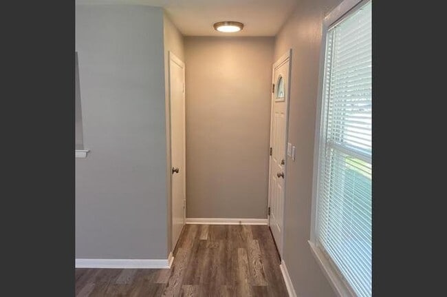 Photo - 6923 W Tallmadge Pl