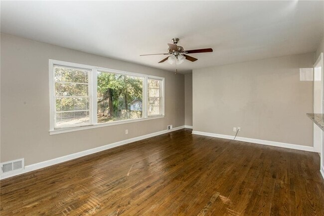 Photo - 2720 Stonecreek Rd