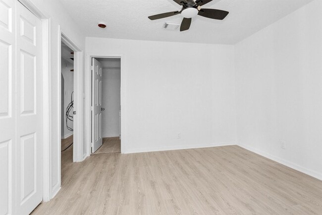 Photo - 16016 Green Manor Dr Unit D