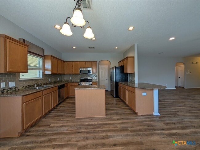 Photo - 2937 Post Oak Cir