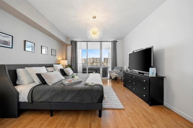 Photo - 18100 N Bay Rd Unit 308