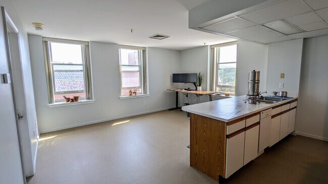 Photo - 131 Main St Unidad 406 Rental