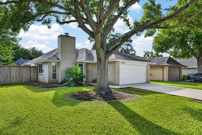Photo - 17006 Enchanted Cir E