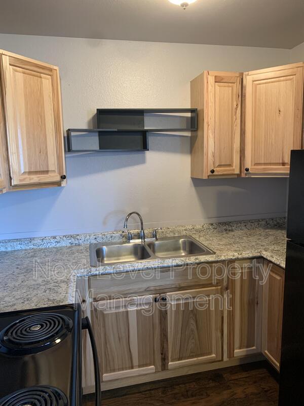 Photo - 178 Rosewood Dr