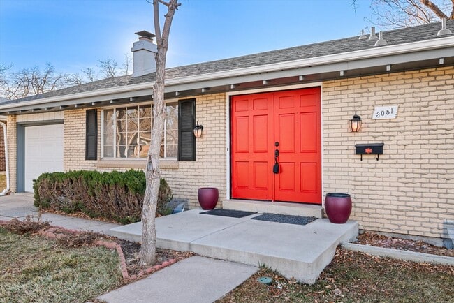 Photo - 4-Bed Home with Covered Patio, Fire Pit & Large Backyard in Cherry Creek Schools