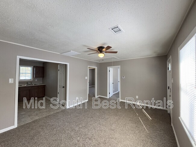 Photo - 4224 Elam St