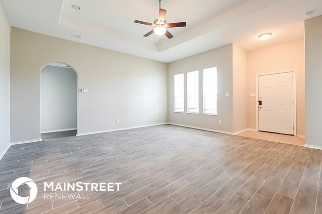 Photo - 629 Green Mound Dr