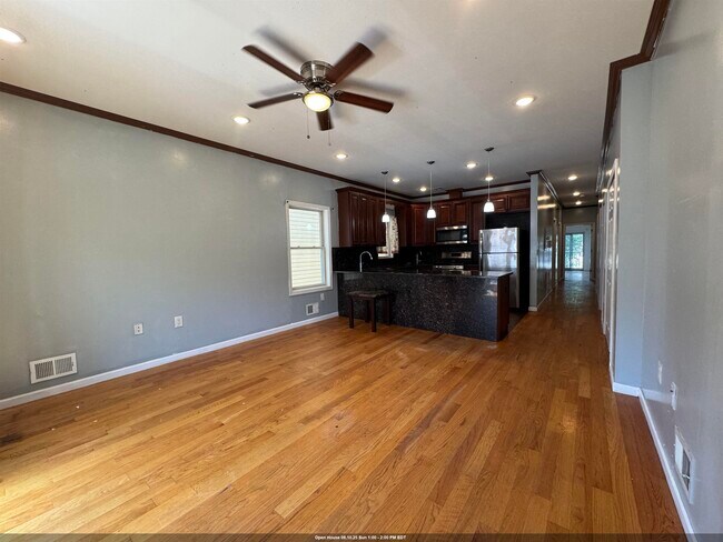 Building Photo - 58 Bostwick Ave Unit 1 Rental