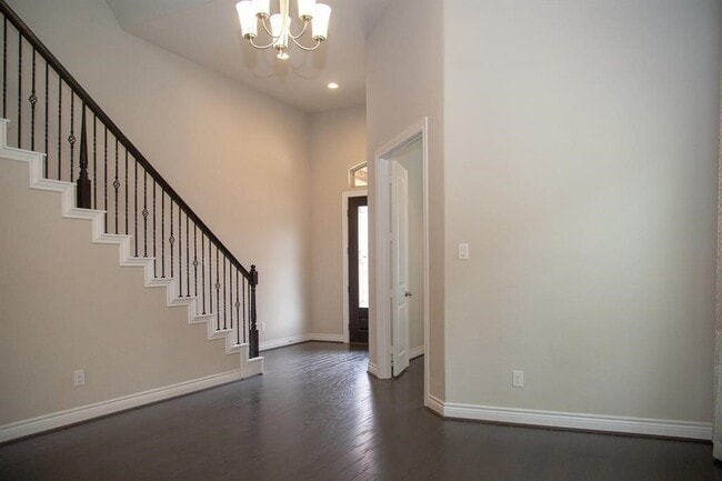 Photo - 4902 Thunder Creek Ln