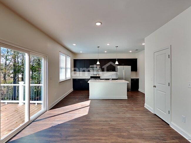 Photo - 3791 Chivalry Dr