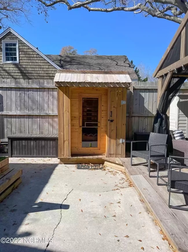 Photo - 4125 Peachtree Ave