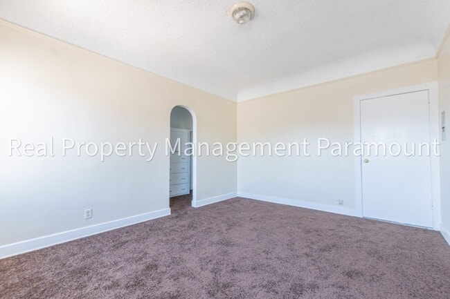 Photo - 1628 W 45th St Unit 206