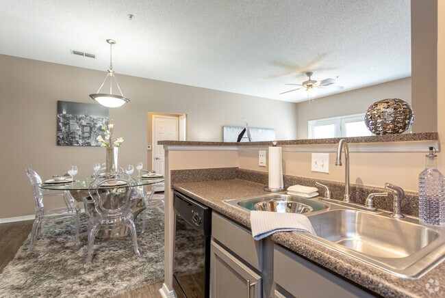 2BR, 2BA - 1,134 SF