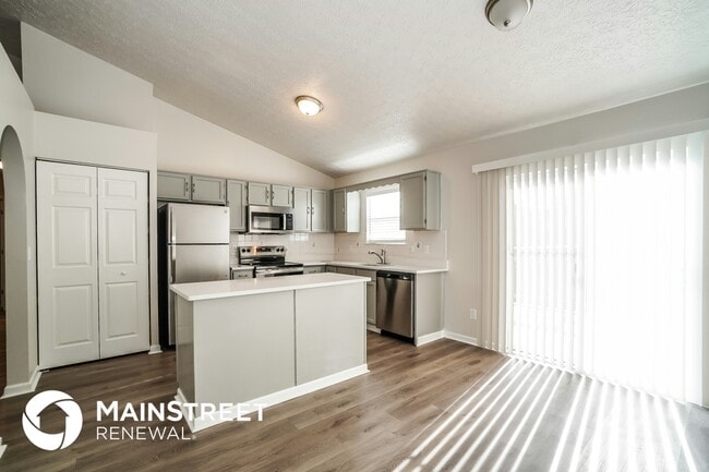 Photo - 6875 Winchester Lakes Blvd