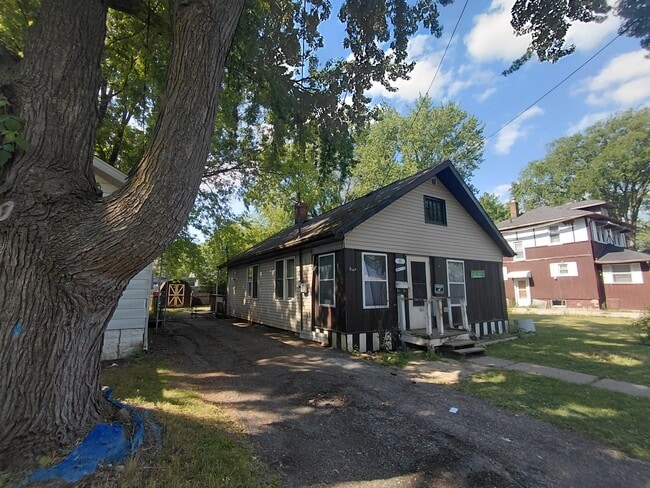 Photo - 1101 Alvord Ave