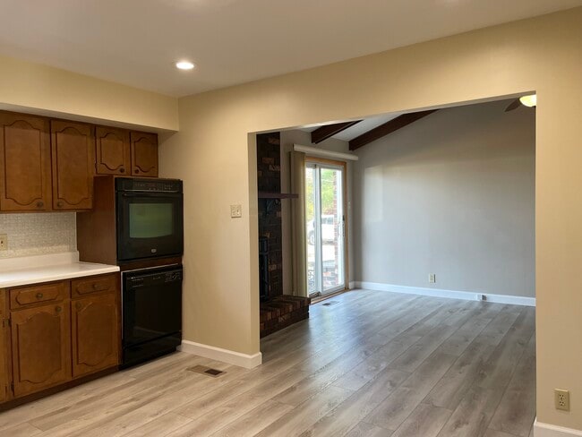 Photo - 5819 Oak Branch Dr