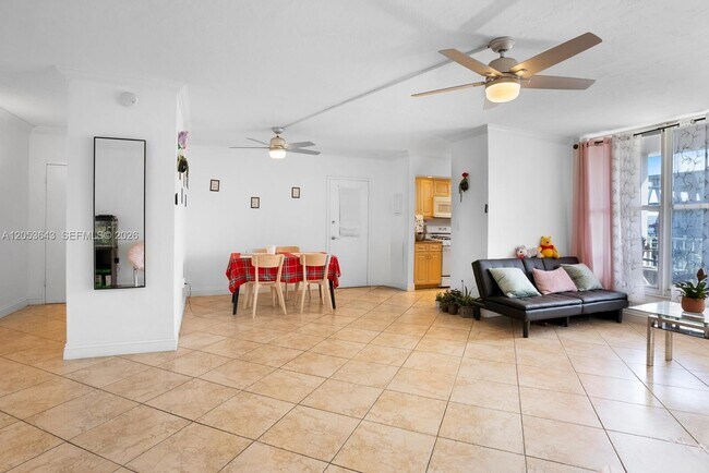 Photo - 1300 Lincoln Rd Unit A701