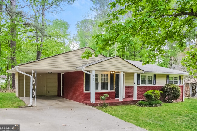 Building Photo - 5550 Longmeadow Ln Rental