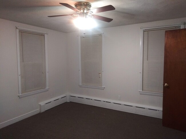 Building Photo - 43 Glenwood Ave Unit 1