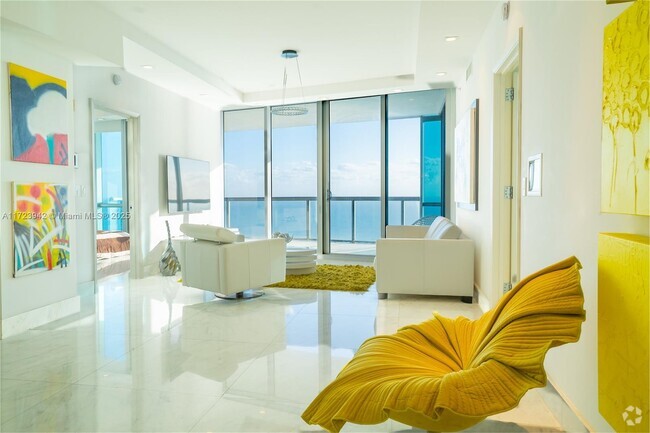 Building Photo - 17121 Collins Ave Unit 3306 Rental