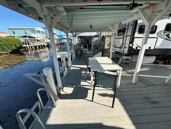 Photo - 6099 Overseas Hwy House