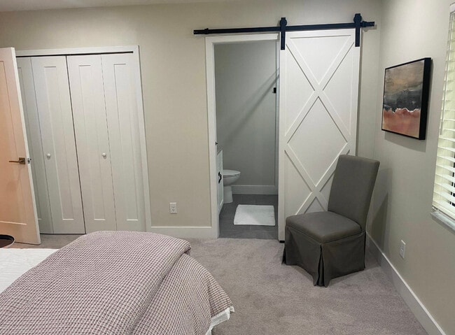 Photo - 413 S Melville Ave