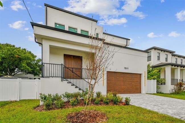 Photo - 7511 S Swoope St