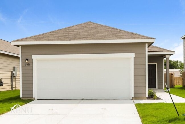 Building Photo - 5010 Firefly Hls