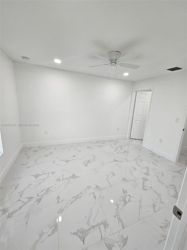 Photo - 3819 3rd St W