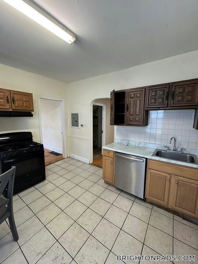 Photo - 44 Winship St