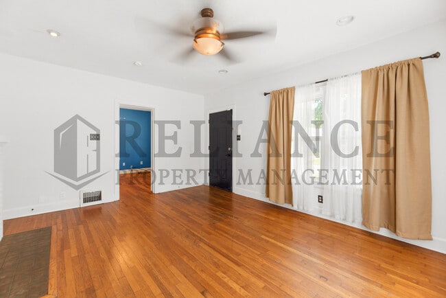 Photo - 601 N Pershing St
