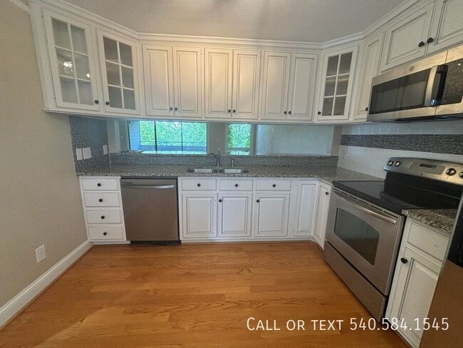 Photo - 4978 Hunting Hills Cir
