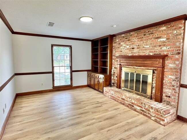 Photo - 2905 Willow Ln Dr