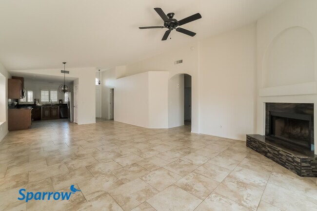 Photo - 15416 S 45th Pl