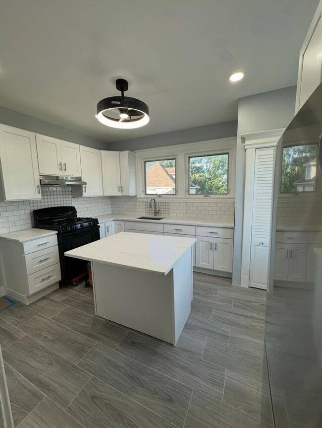 Photo - 291 Potter Ave