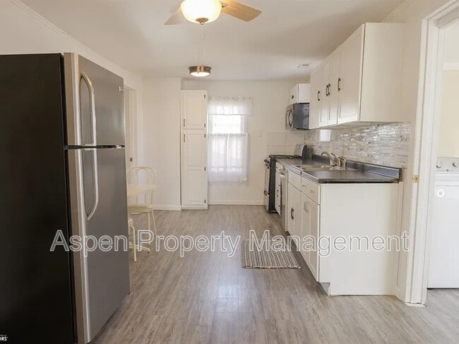 Photo - 2101 Melvin Ave