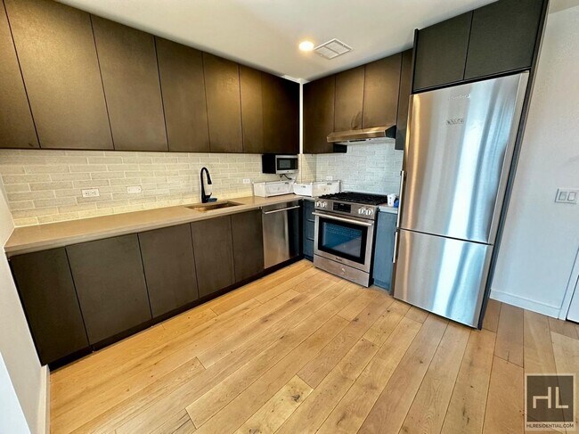 Photo - NORTHERN BOULEVARD Unidad 5D