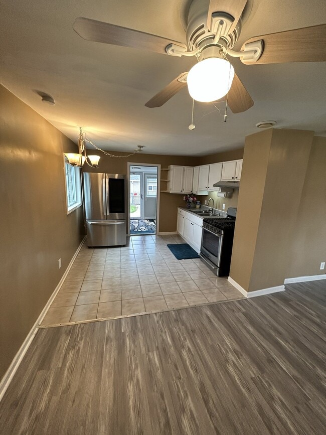 Photo - 79 W Cornell Ave